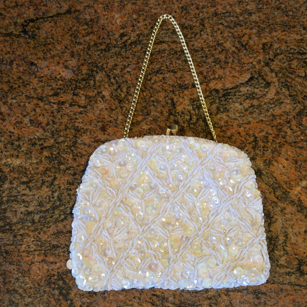 Vintage 1960s Beaded & Sequin White Evening Clutch – Gold Chain – 5"x6"